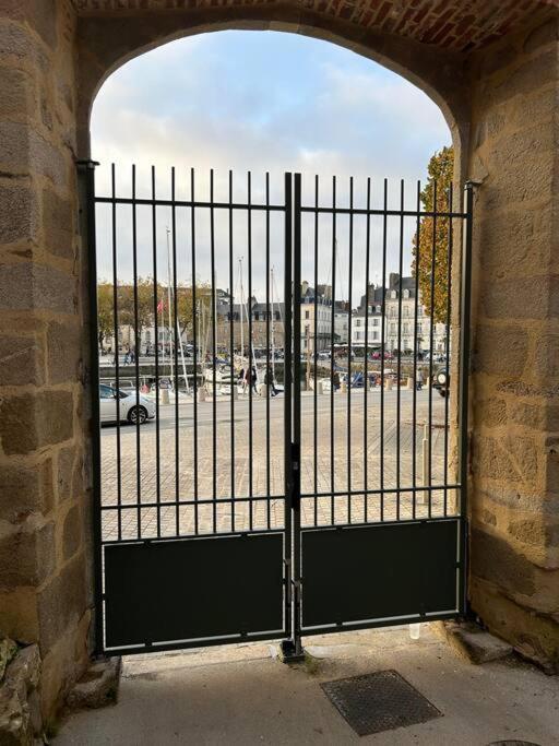 Appartement Sur Le Port De Vannes Exterior foto